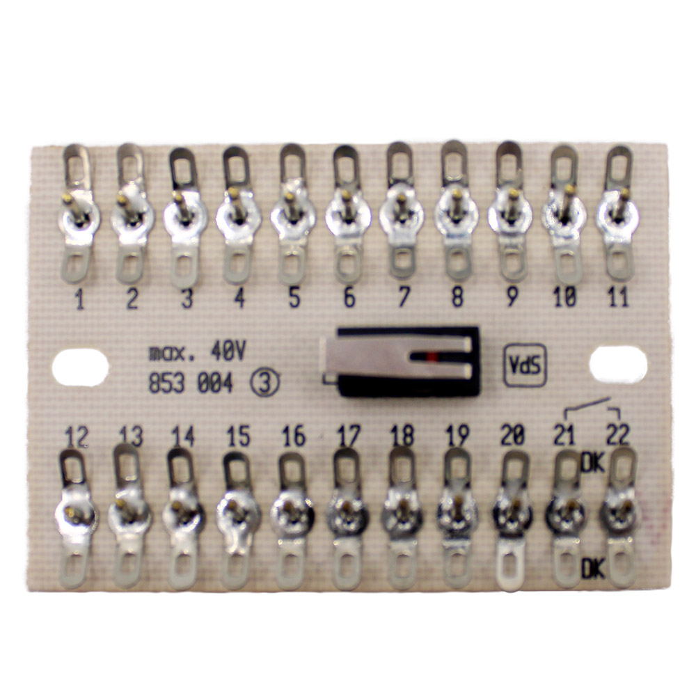 Draufsicht der Aritech Verteilerplatine PLSV10DAD mit nummerierten Anschlussklemmen